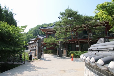남한산성 성지 입구.